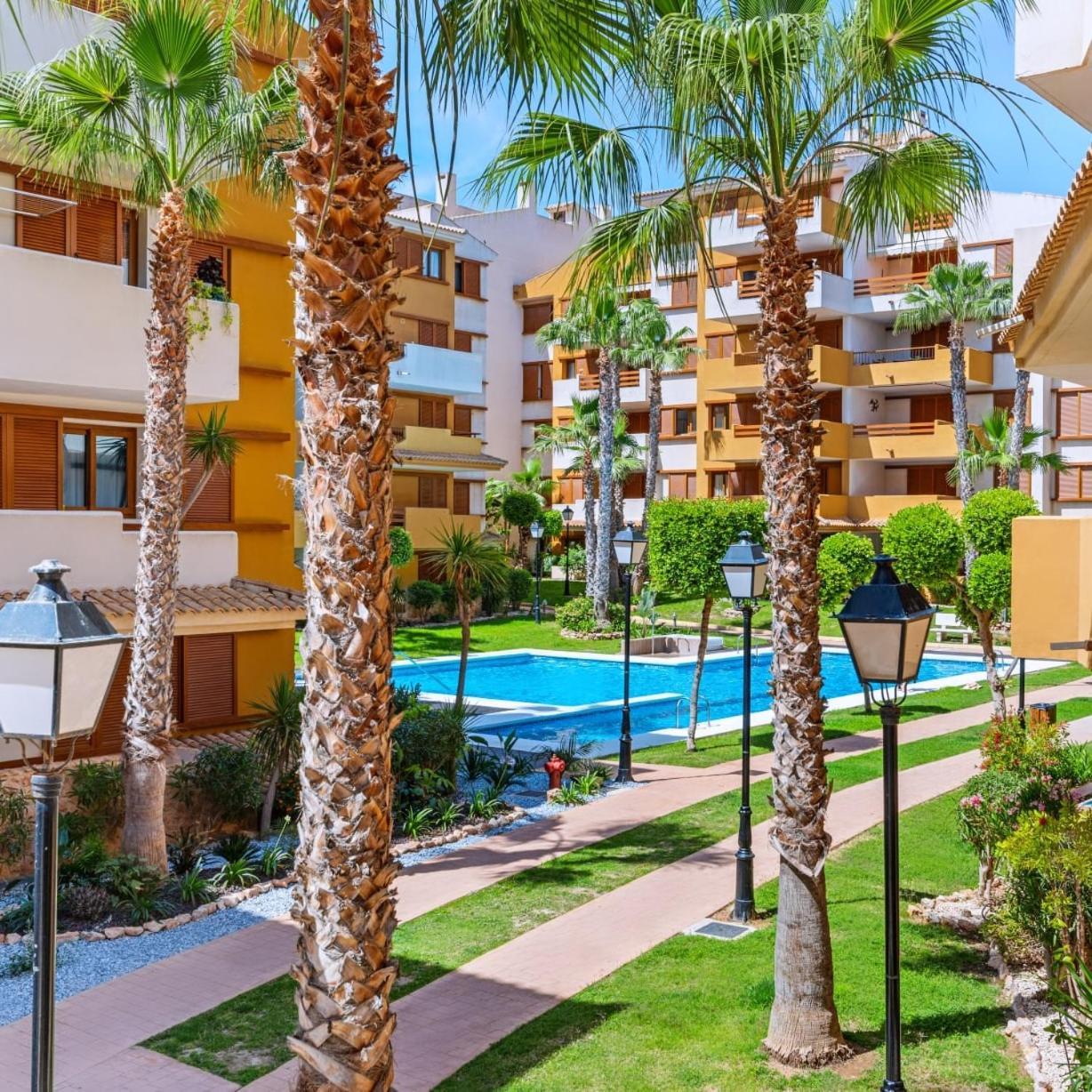 Olivia Sunny 2 Bedroom Apartament Punta Prima Torrevieja Exteriér fotografie